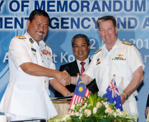TAN SRI MUHYIDDIN YASSIN