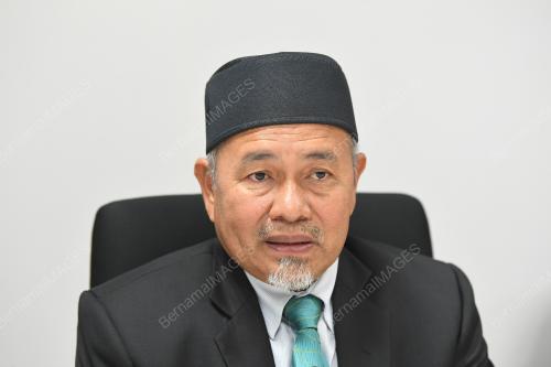 DATUK TUAN IBRAHIM TUAN MAN