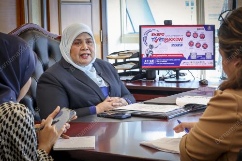 DATUK RUBIAH WANG