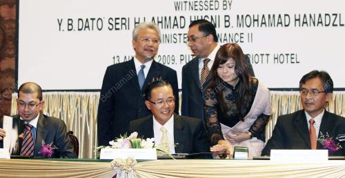 AHMAD HUSNI HANADZLAH