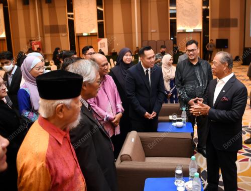 TAN SRI MUHYIDDIN YASSIN
