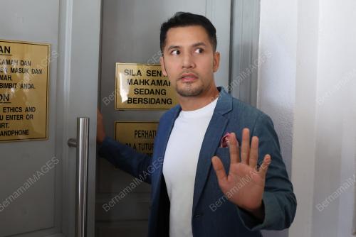 DATUK SERI ALIFF SYUKRI KAMARZAMAN