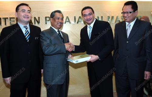 MUHYIDDIN MOHD YASSIN