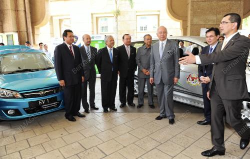 DATUK SERI NAJIB TUN RAZAK