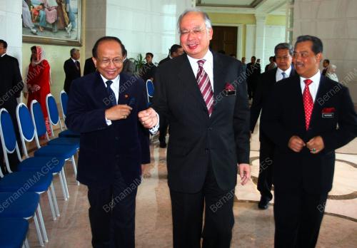 MOHD NAJIB TUN ABDUL RAZAK