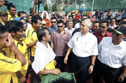 MOHD NAJIB TUN ABDUL RAZAK
