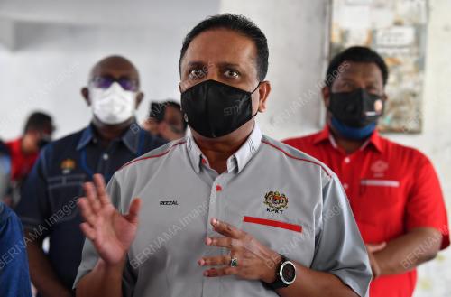 DATUK SERI REEZAL MERICAN NAINA MERICAN