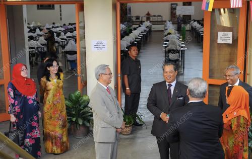 TAN SRI MUHYIDDIN YASSIN