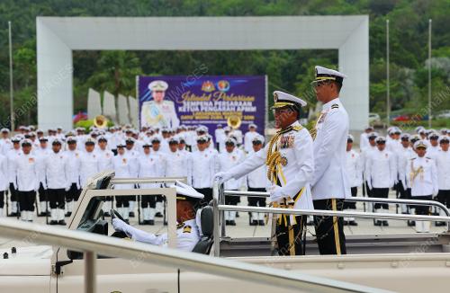 LAKSAMANA MARITIM DATUK MOHD ZUBIL MAT SOM