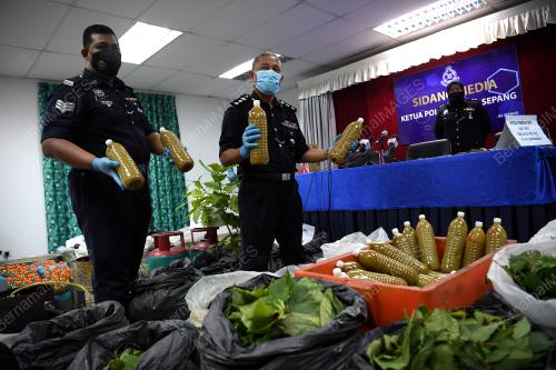 ACP WAN KAMARUL AZRAN WAN YUSOF