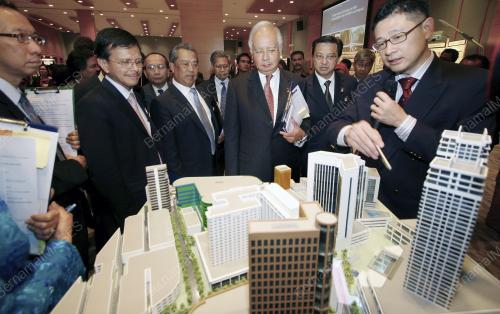 MOHD NAJIB TUN ABDUL RAZAK