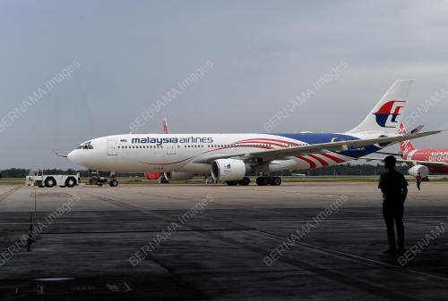 PESAWAT MALAYSIA AIRLINE
