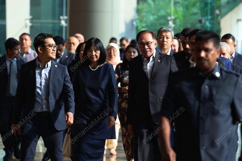 DATUK SERI ANWAR IBRAHIM