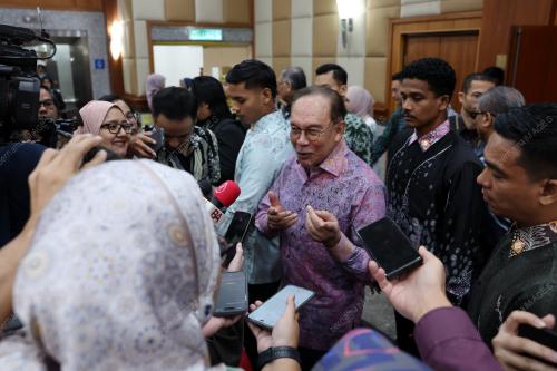 DATUK SERI ANWAR IBRAHIM