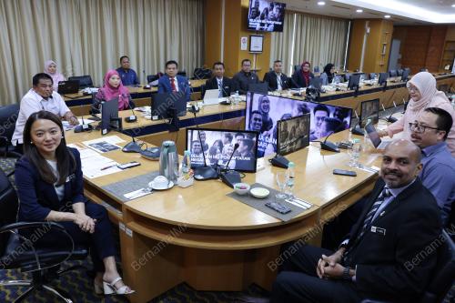 HANNAH YEOH