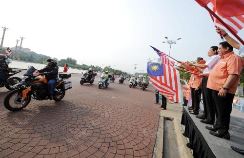 PTJ05_19082016_KONVOI_MERDEKA