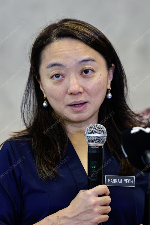 HANNAH YEOH