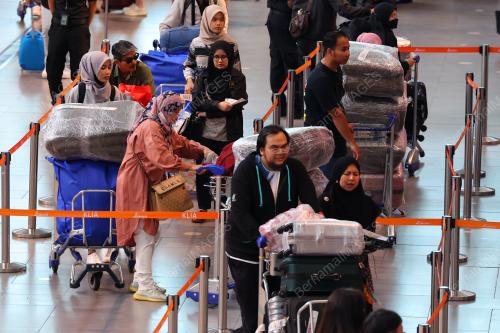 TINJAUAN KLIA TERMINAL 2