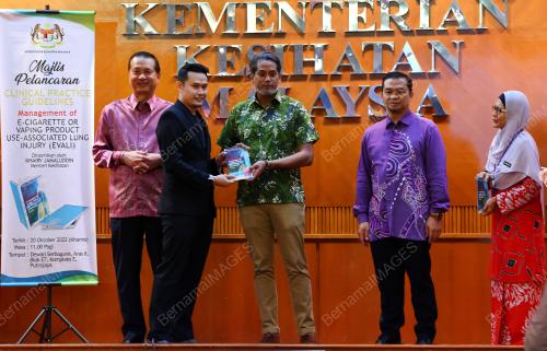 KHAIRY JAMALUDDIN