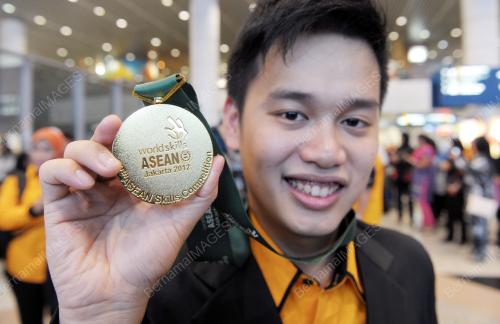 PTJ05_20112012_ASC_2012