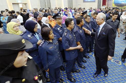 DATUK SERI NAJIB TUN RAZAK