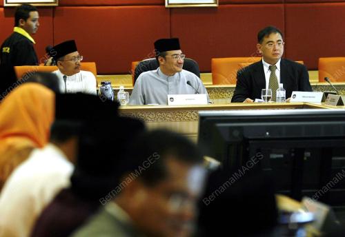 HISHAMUDDIN TUN HUSSEIN