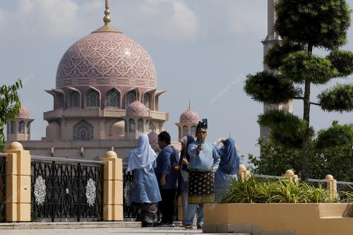 TINJAUAN_AIDILFITRI