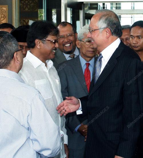 NAJIB TUN RAZAK