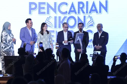 FAHMI FADZIL