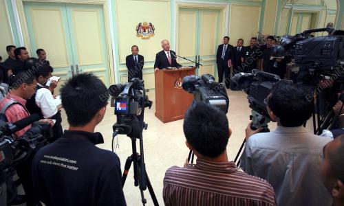 NAJIB TUN ABDUL RAZAK
