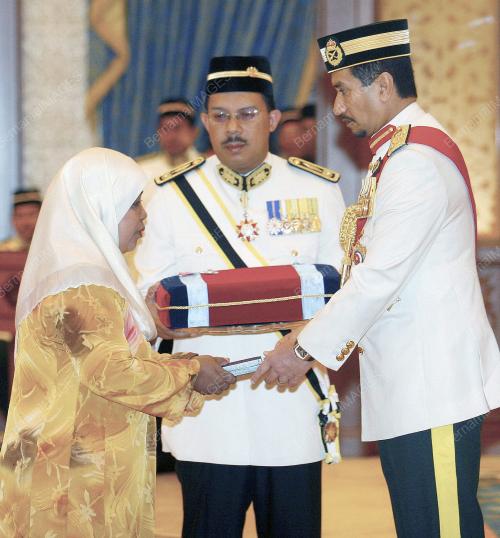 DARJAH KEPAHLAWANAN ATM
