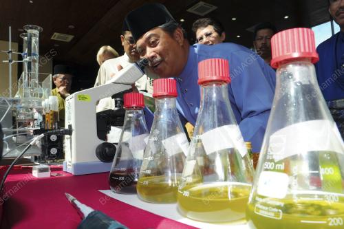 TAN SRI MUHYIDDIN YASSIN