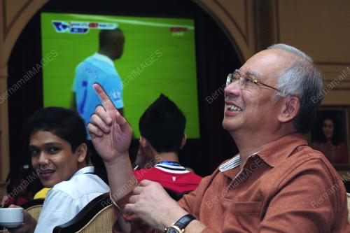 MOHD NAJIB TUN ABDUL RAZAK
