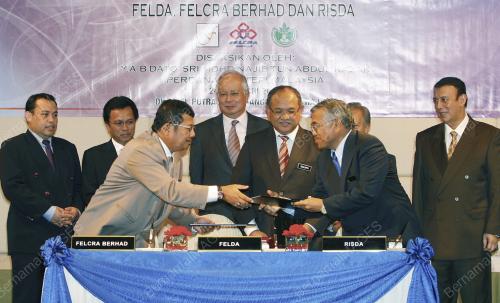 MOHD NAJIB TUN ABDUL RAZAK