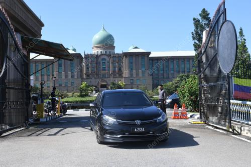 DATUK SERI DR WAN AZIZAH WAN ISMAIL