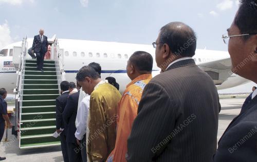 MOHD NAJIB TUN ABDUL RAZAK