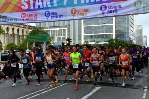 LARIAN SURUHANJAYA TENAGA