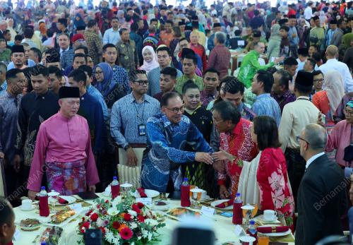 DATUK SERI ANWAR IBRAHIM
