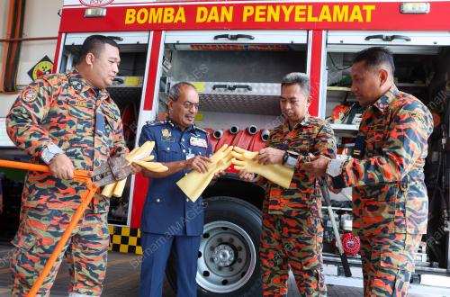 DATUK AHMAD IZRAM OSMAN
