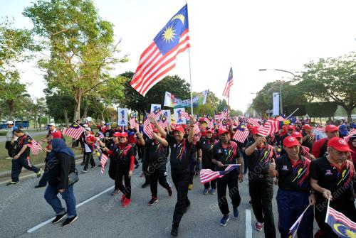 PTJ05_25082017_GEMILANG_WALK