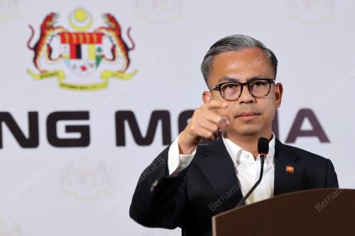 FAHMI FADZIL