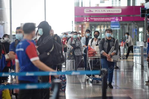 COVID-19: PELAJAR SABAH DI SEMENANJUNG PULANG KE KAMPUNG