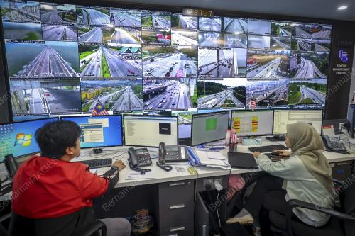 PUSAT PENGURUSAN TRAFIK LLM