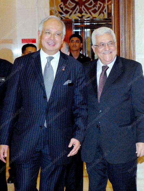 MOHD NAJIB TUN ABDUL RAZAK