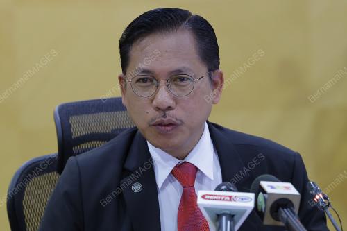 AZMAN ADNAN