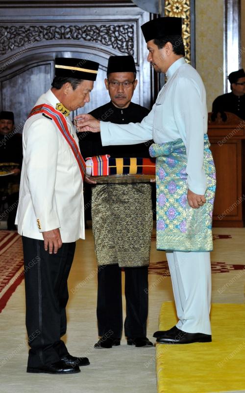 TUANKU MIZAN ZAINAL ABIDIN