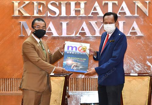 DATUK DR NOOR AZMI GHAZALI