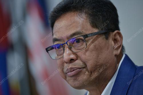 TAN SRI AZAM BAKI