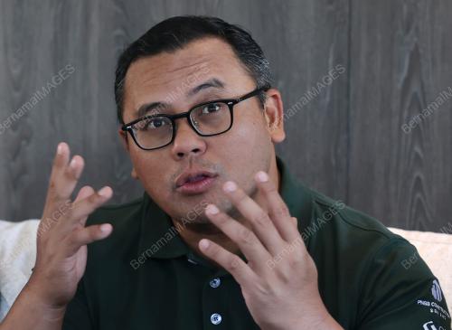 DATUK SERI AMIRUDIN SHARI