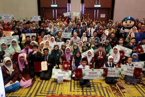 DATUK SERI FADILLAH YUSOF